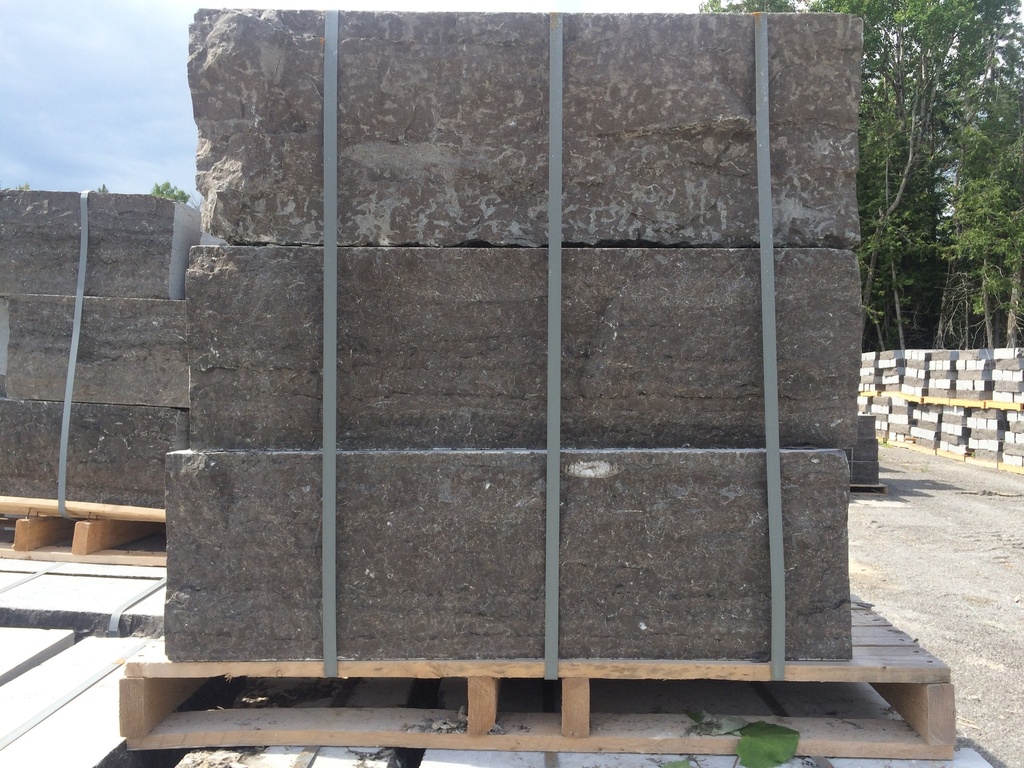 [NSD-ARM-SGO-05096] Sawn Charcoal Armour Stone 12" x 12"