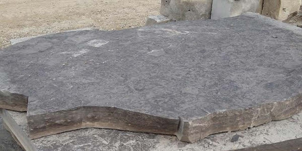 [NSD-FLA-SGO-05198] Black Oversized Flagstone 2-3"