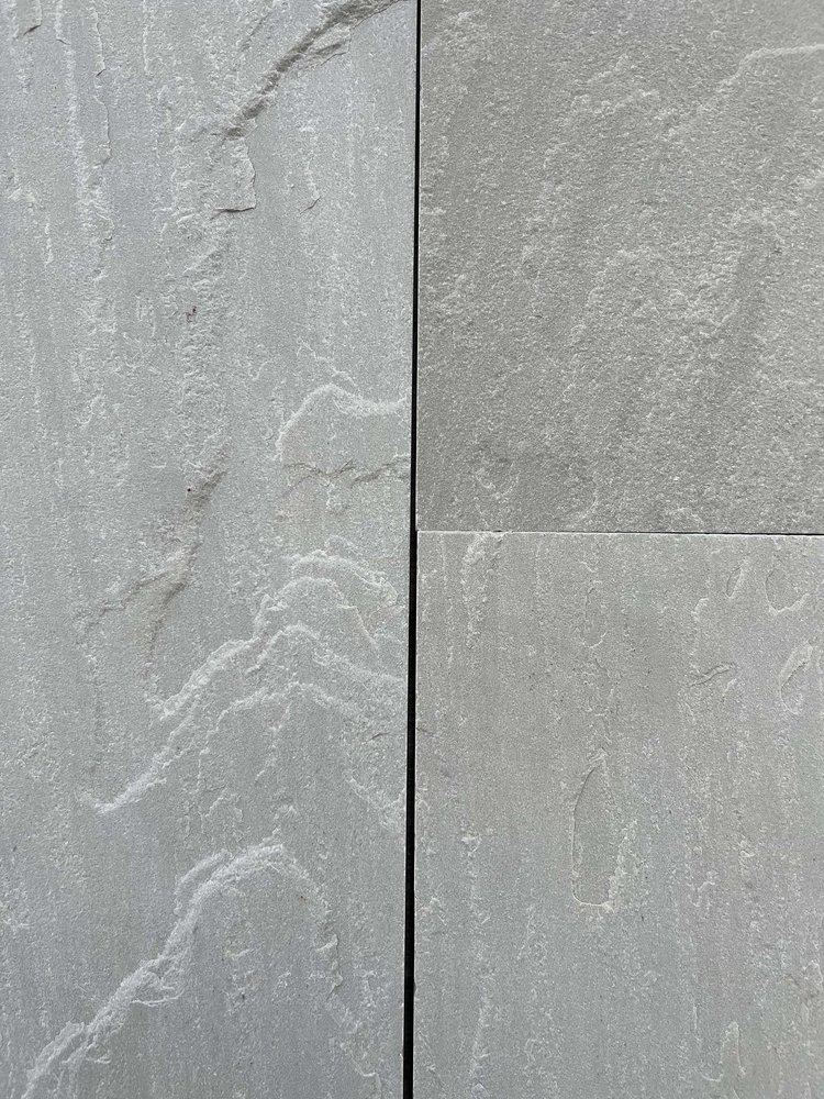 [NSI-FLA-SGO-05949] Flagstone SC Dove Grey Sandstone 25mm (12" x 24" (300 x 600 mm) 2 sqft)