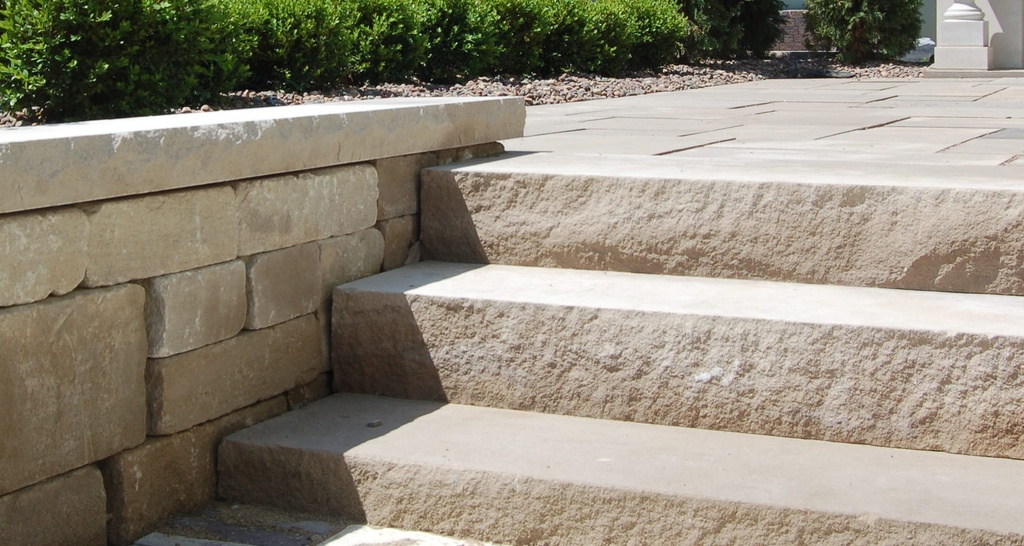 Steps Indiana Limestone FCB 6"R